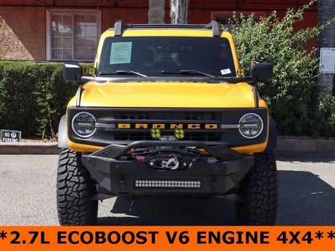 Used 2022 Ford Bronco Black Diamond image 3