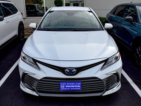 Used 2023 Toyota Camry XLE w/ Cold Weather Package FWD image 14