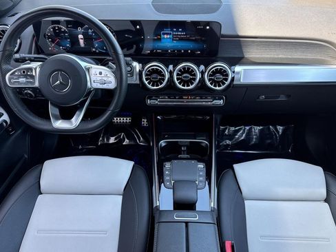 Certified 2023 Mercedes-Benz GLB 250 image 27