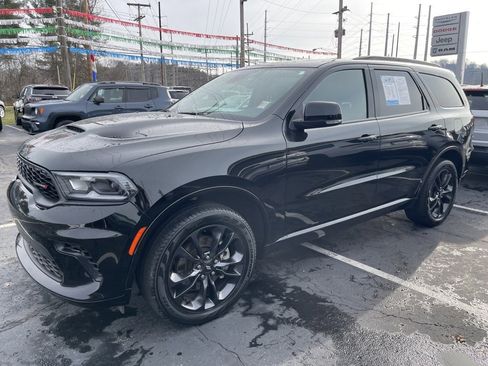 Used 2024 Dodge Durango GT image 2
