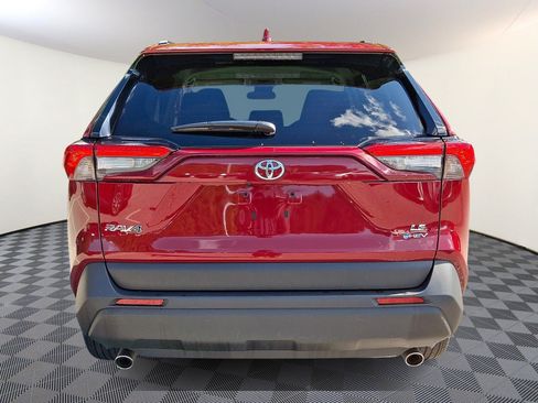 Certified 2025 Toyota RAV4 LE AWD/4WD image 5