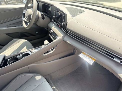 New 2026 Hyundai Elantra SEL Sport Premium FWD image 26