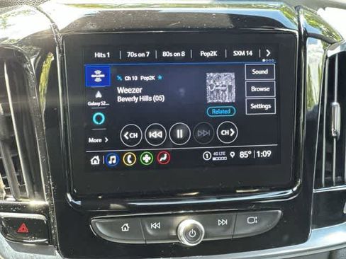 Used 2023 Chevrolet Traverse LT AWD/4WD image 11
