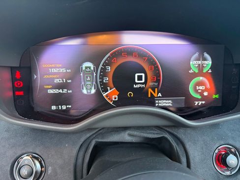 Used 2019 McLaren 570S Spider RWD image 36