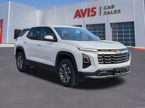 Used 2025 Chevrolet Equinox LT image 9