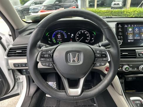 Used 2022 Honda Accord Touring image 14
