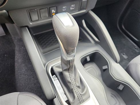 New 2026 Nissan Frontier S image 7