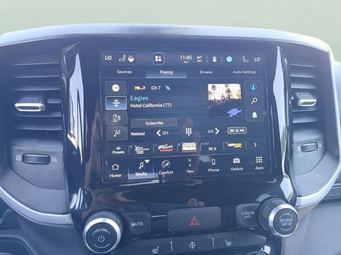 Used 2022 RAM 1500 Big Horn AWD/4WD image 15