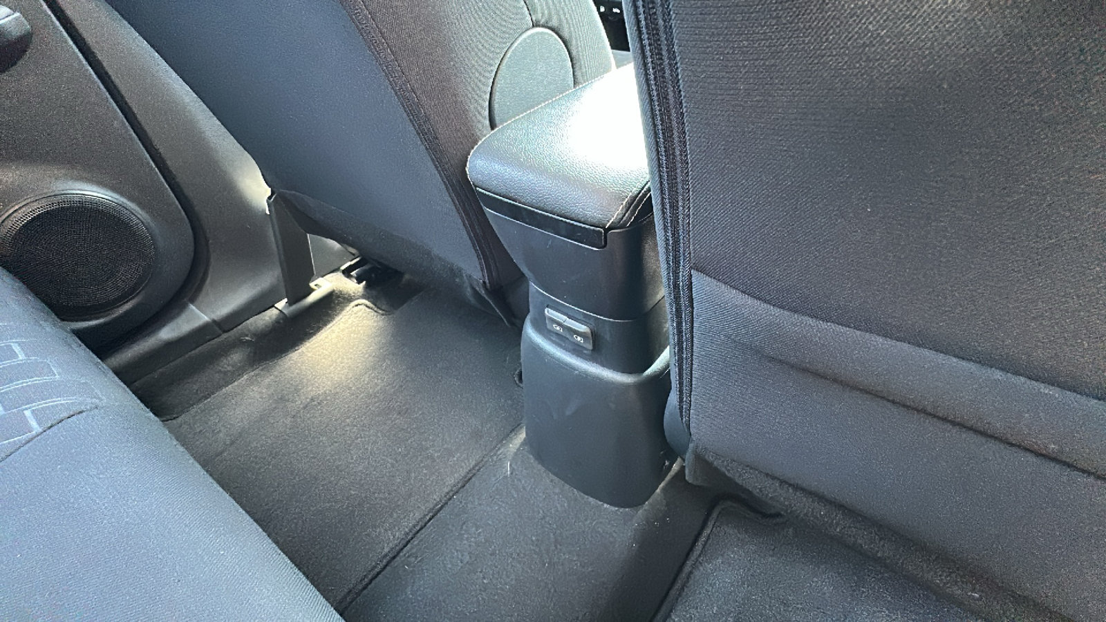 Certified 2021 Nissan Kicks S FWD image 24