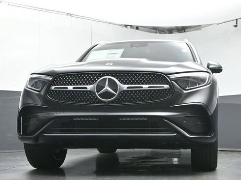 Used 2026 Mercedes-Benz GLC 300 image 38