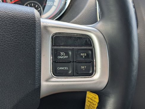 Used 2019 Dodge Grand Caravan GT image 21