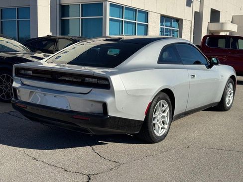 Used 2025 Dodge Charger R/T w/ Quick Order Package 25M R/T image 3