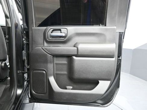 Used 2024 Chevrolet Silverado 2500 Custom w/ Custom Value Package image 29