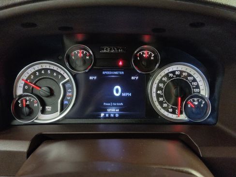 Used 2015 RAM 1500 Lone Star RWD image 23