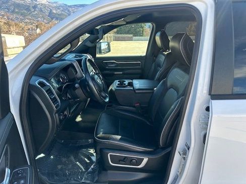 Used 2023 RAM 1500 Laramie image 11