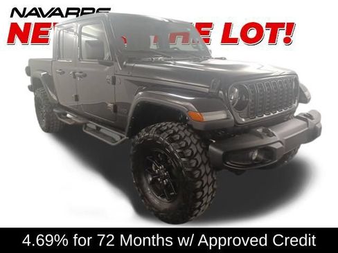 Used 2024 Jeep Gladiator Sport AWD/4WD image 1