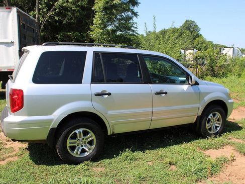 Used 2005 Honda Pilot EX image 7
