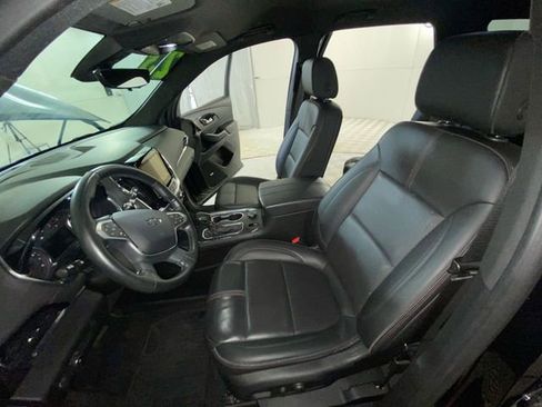 Used 2023 Chevrolet Traverse RS w/ LPO, Floor Liner Package FWD image 13
