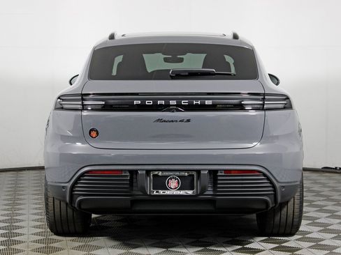 Certified 2025 Porsche Macan 4S Electric image 6