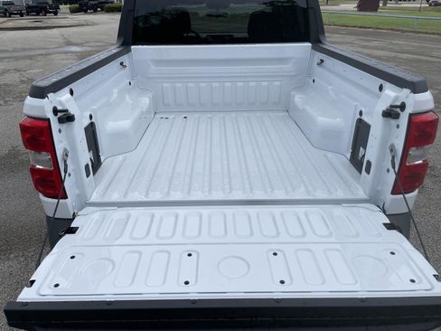 New 2025 Ford Maverick XL image 34