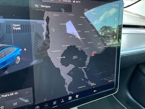 Used 2018 Tesla Model 3 Long Range image 32