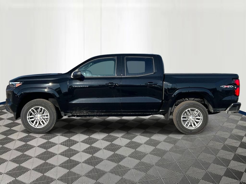New 2026 Chevrolet Colorado LT w/ LT Convenience Package AWD/4WD image 2