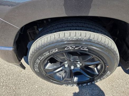 Used 2023 RAM 1500 Lone Star AWD/4WD image 10