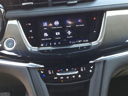 New 2025 Cadillac XT6 Premium Luxury w/ Platinum Package image 34