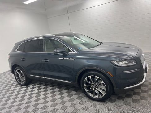 Certified 2022 Lincoln Nautilus Reserve image 4