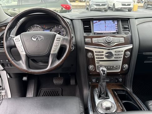 Used 2018 INFINITI QX80 4WD w/ Deluxe Technology Package image 9