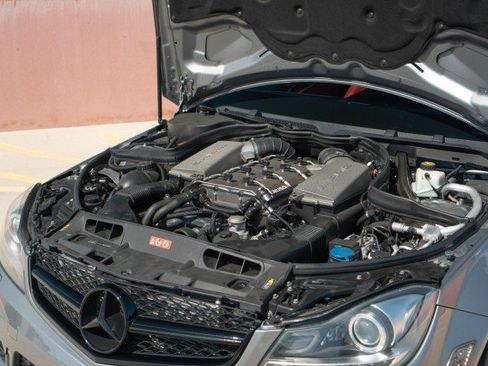 Used 2012 Mercedes-Benz C 63 AMG Coupe image 38