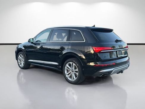 Certified 2025 Audi Q7 2.0T Premium AWD/4WD image 5