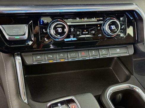 Used 2023 GMC Sierra 1500 Denali Ultimate image 22