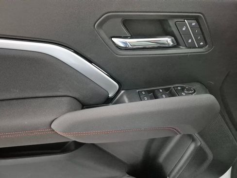 New 2026 Chevrolet Colorado Z71 w/ Technology Package image 13