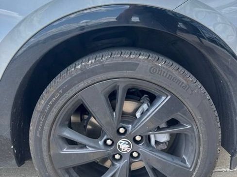 Used 2023 Buick Envision Preferred w/ Sport Touring Package AWD/4WD image 3