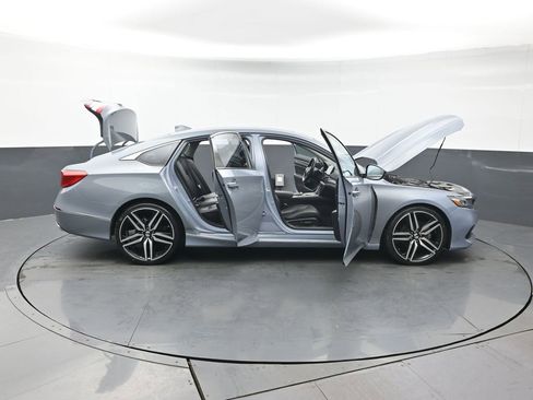 Used 2021 Honda Accord Touring image 55