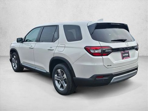 New 2025 Honda Pilot EX-L image 7
