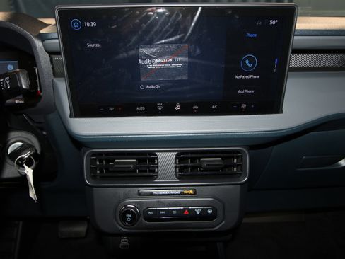 New 2026 Ford Maverick XL AWD/4WD image 10