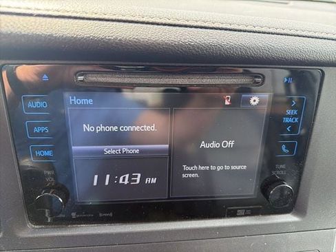 Used 2017 Toyota Sienna SE w/ SE Preferred Package image 20