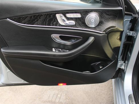 Used 2017 Mercedes-Benz E 300 image 36