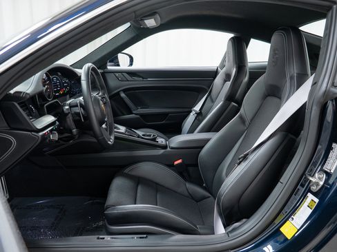 Used 2022 Porsche 911 GT3 image 19