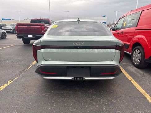Used 2025 Kia K4 EX image 4