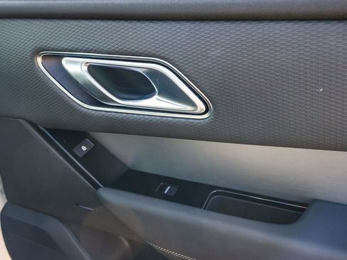 Used 2023 Land Rover Range Rover Velar R-Dynamic S image 20