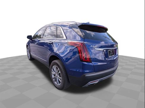 Certified 2023 Cadillac XT5 Premium Luxury w/ Technology Package FWD image 6