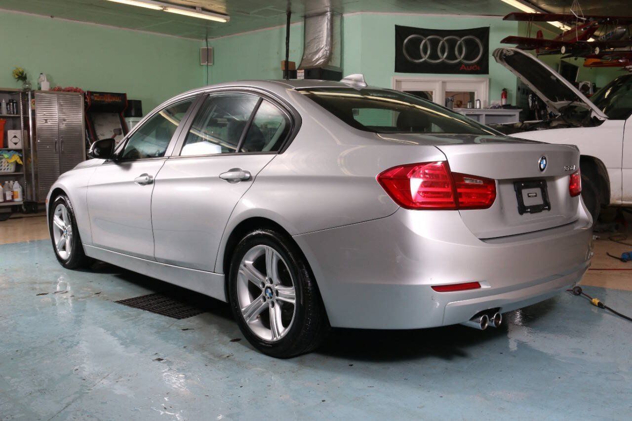 Used 2013 BMW 328i Sedan RWD image 15