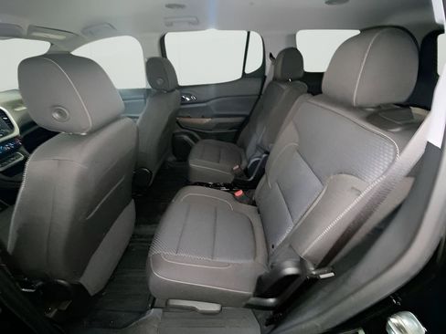 Used 2023 GMC Acadia SLE w/ Driver Convenience Package FWD image 32