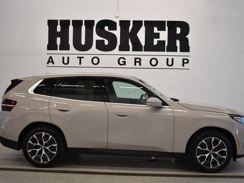 New 2026 BMW X3 xDrive30i w/ Premium Package AWD/4WD image 2