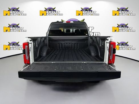 Used 2025 Ford F250 Platinum AWD/4WD image 27