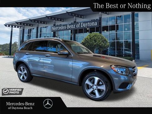 Certified 2017 Mercedes-Benz GLC 300 GLC 300 image 1