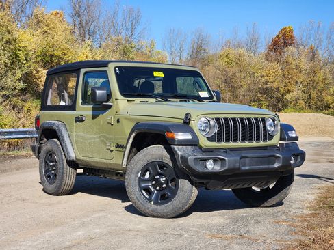 Used 2026 Jeep Wrangler Sport image 2